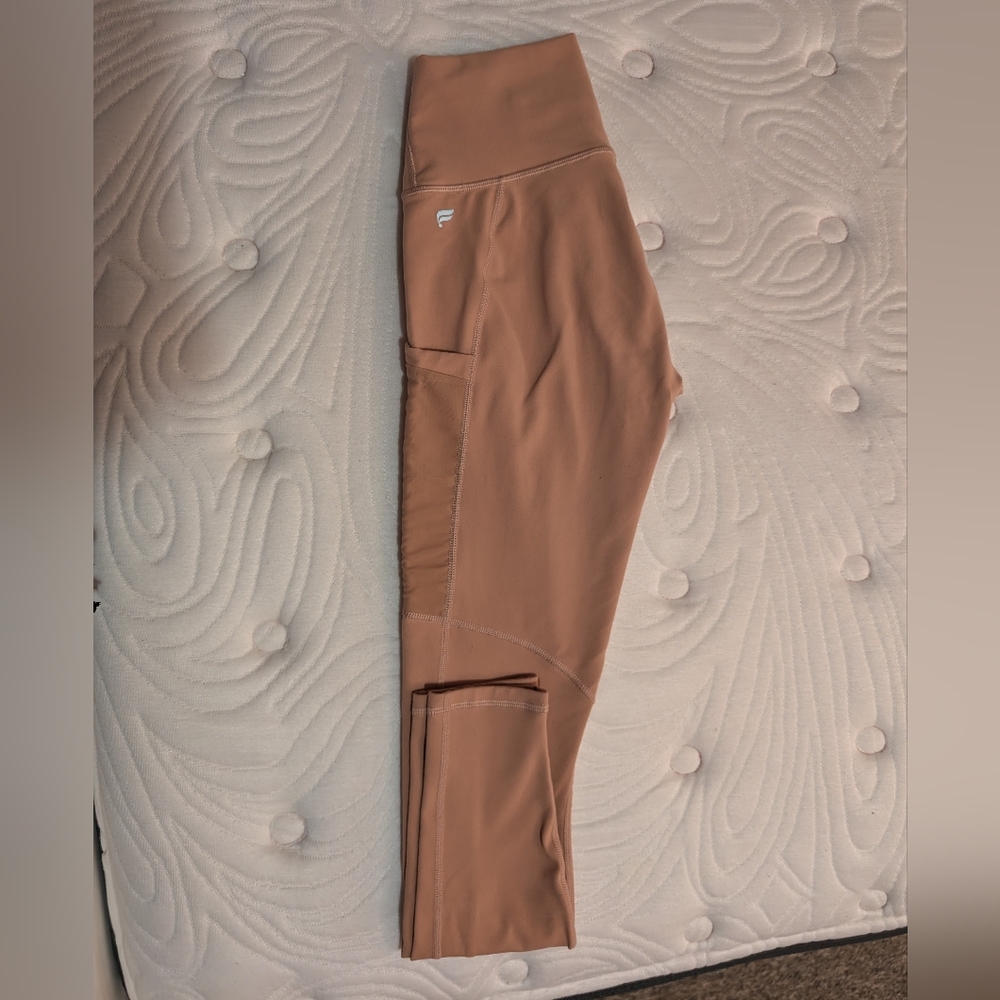 On-The-Go PowerHold® High-Waisted Legging